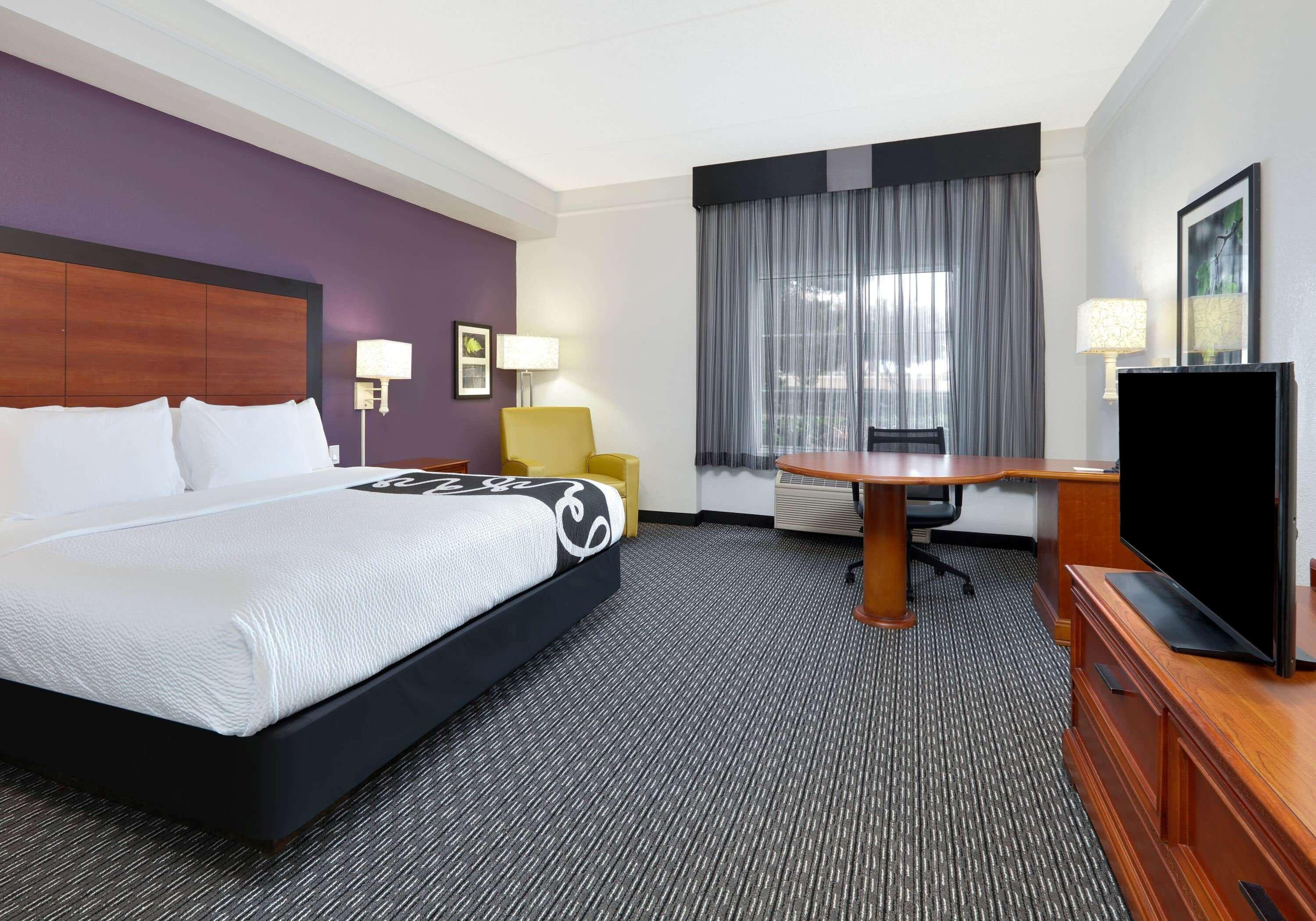 La Quinta By Wyndham Dallas North Central Extérieur photo