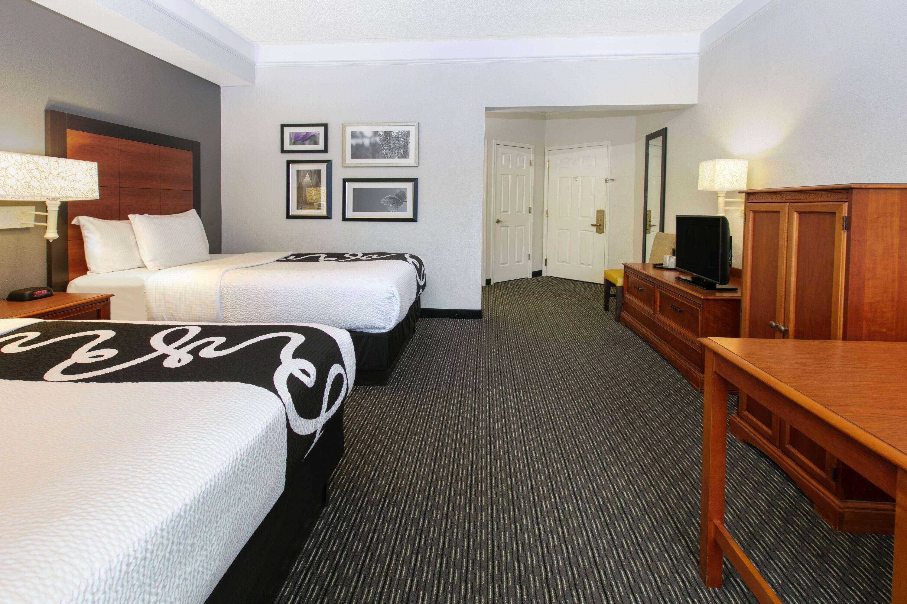 La Quinta By Wyndham Dallas North Central Extérieur photo