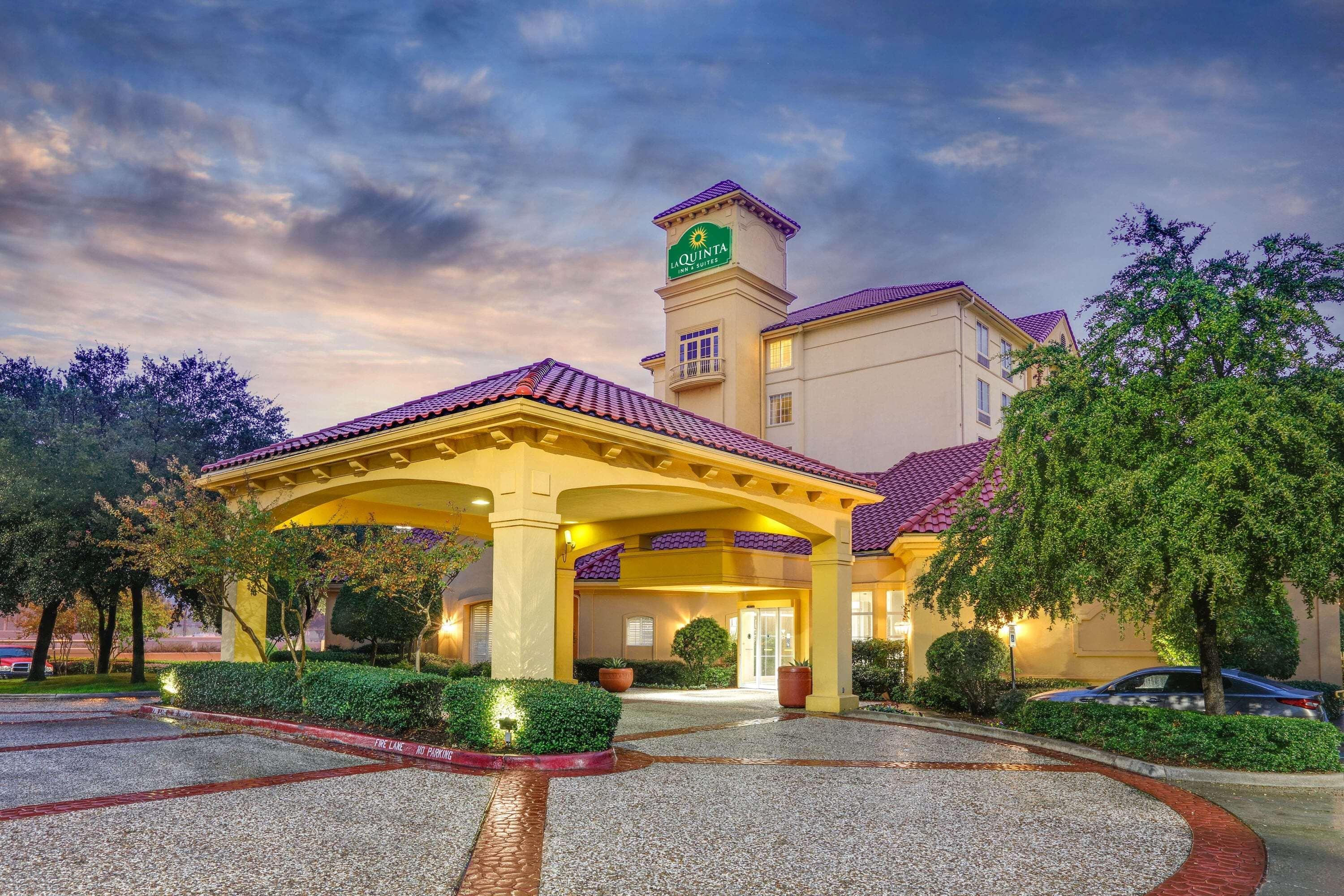 La Quinta By Wyndham Dallas North Central Extérieur photo