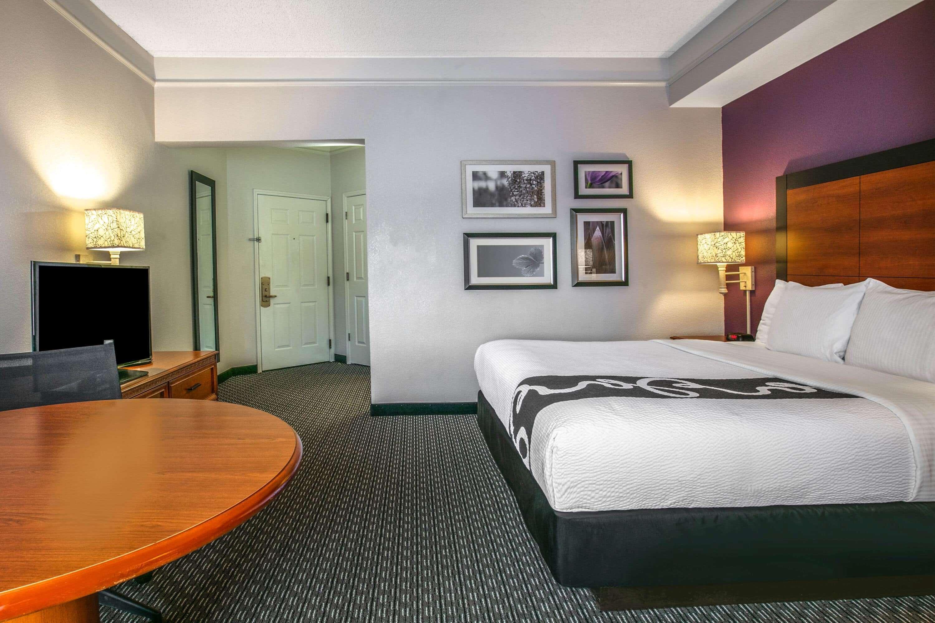 La Quinta By Wyndham Dallas North Central Extérieur photo