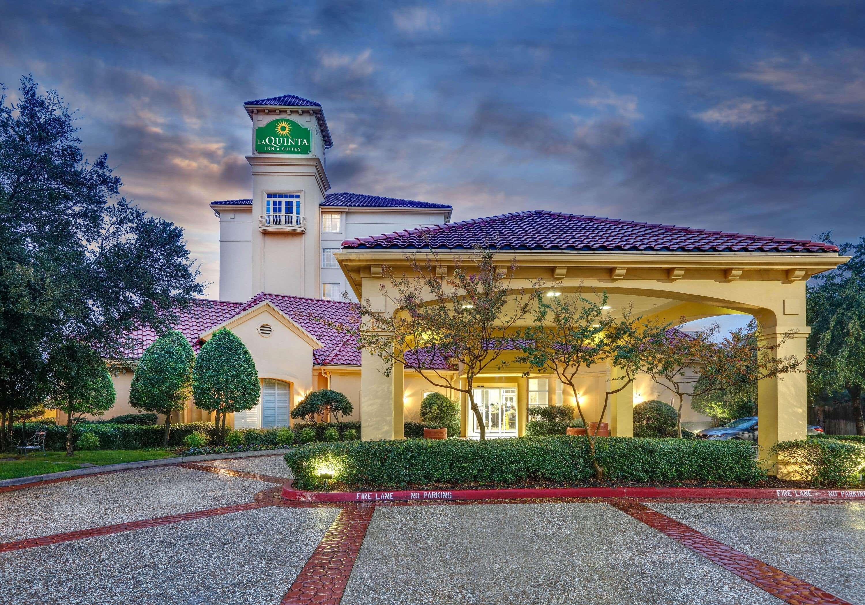 La Quinta By Wyndham Dallas North Central Extérieur photo